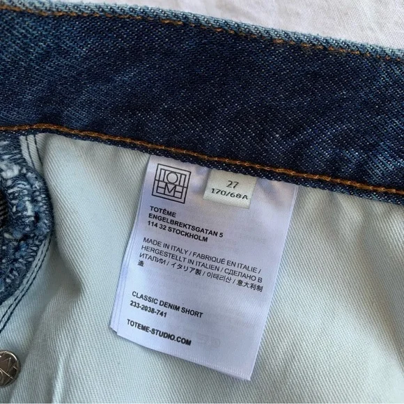NWT Toteme Classic Bermuda Knee Length Cotton Denim Shorts Jorts Dark Blue Wash
